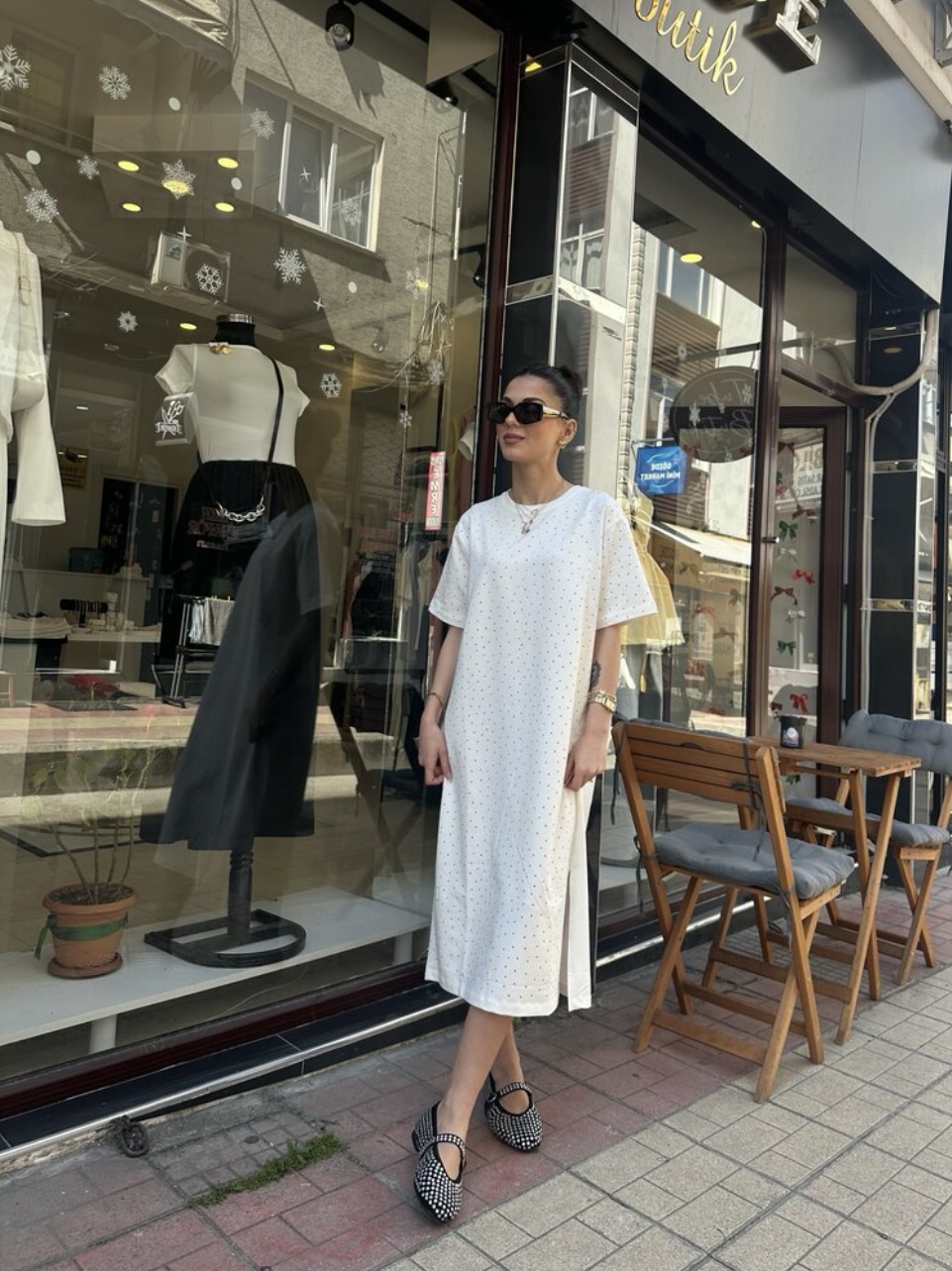 Luxe Taş İşlemeli Modal Kumaş Beyaz Midi Elbise