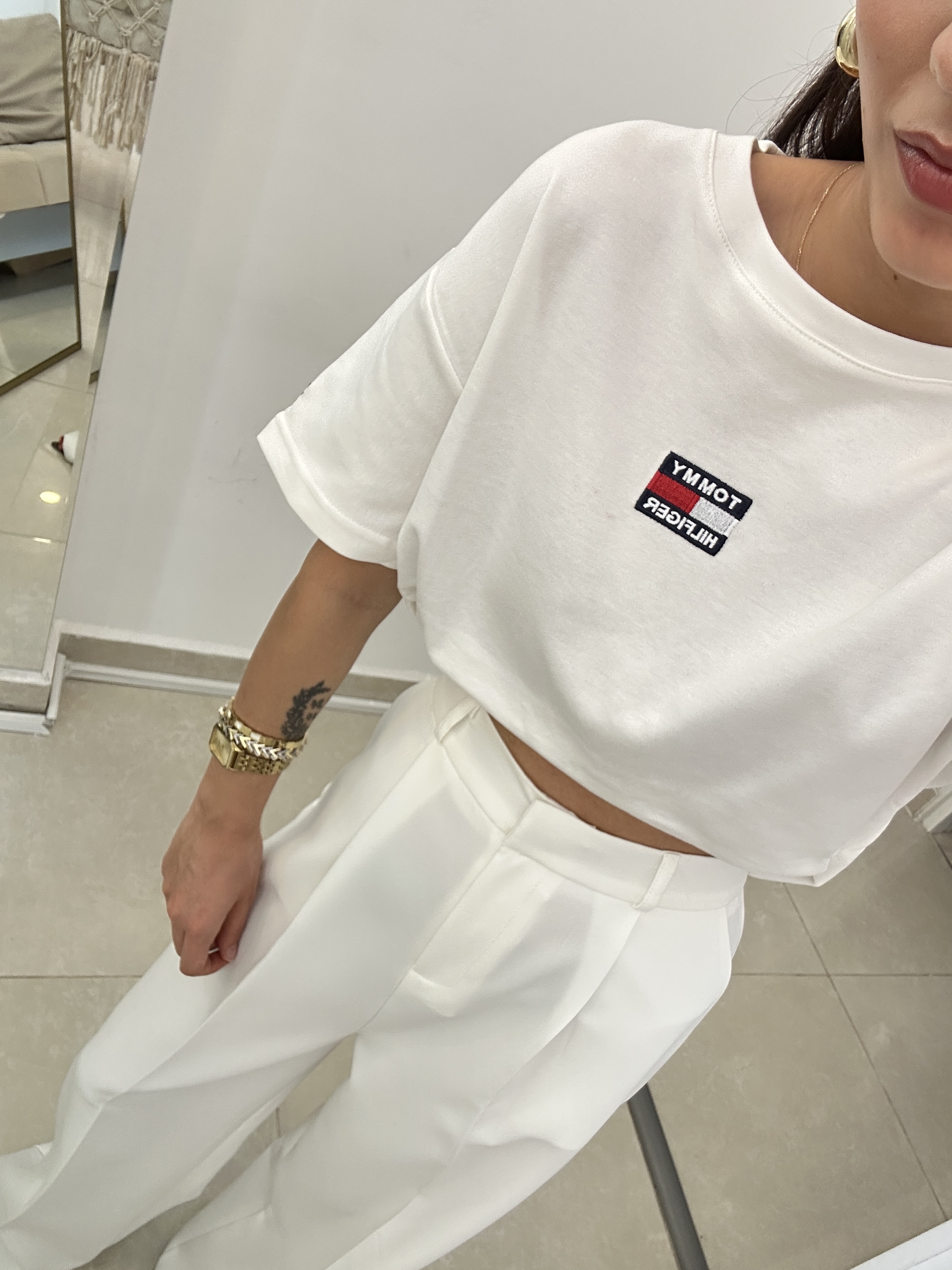 Marka Model Etiketli Unisex Beyaz T-shirt