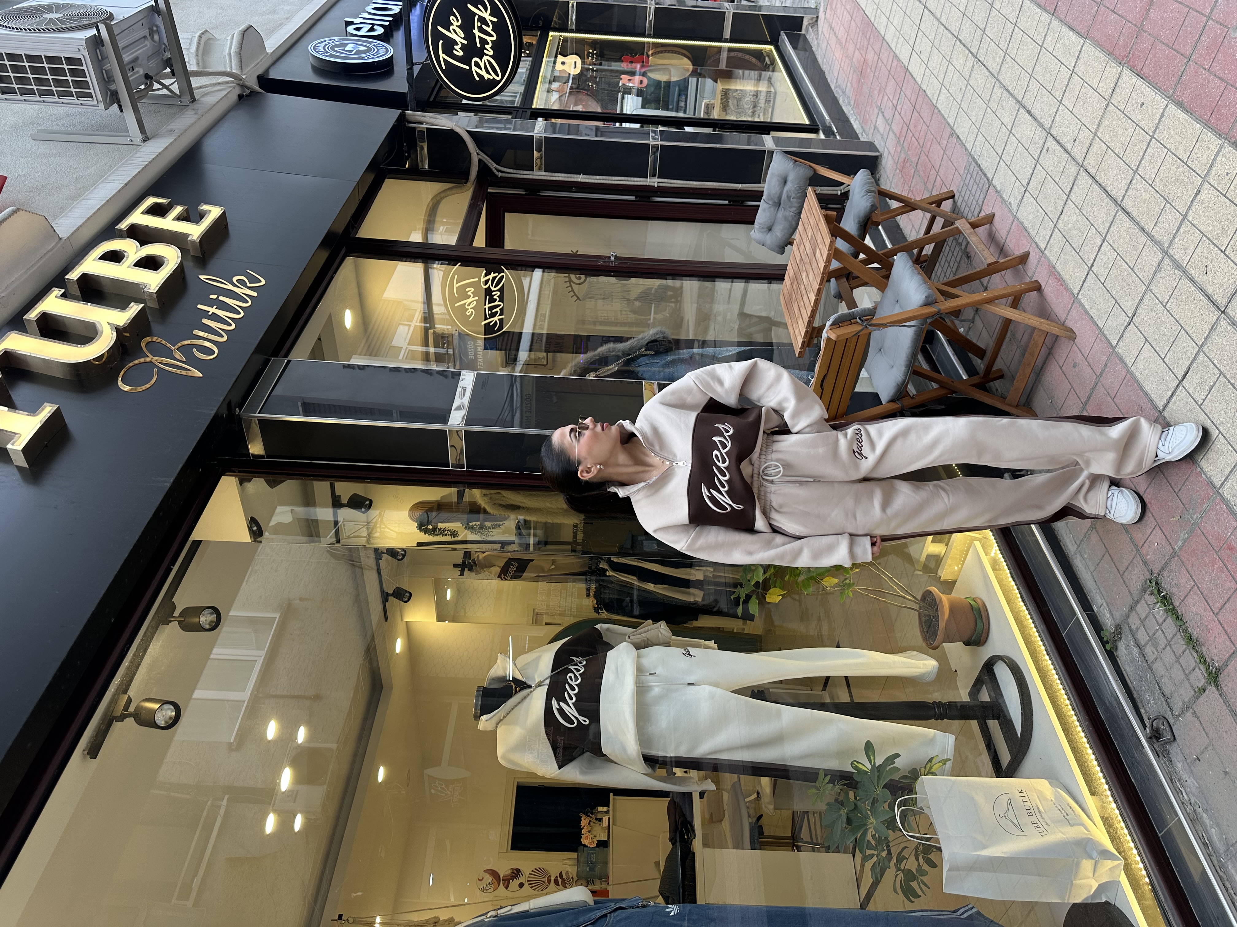 Premium Marka Model Logolu Yarım Fermuarlı Bej Takım