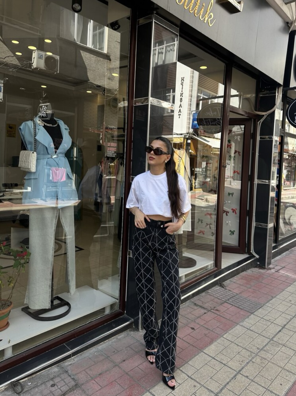 Premium Taş İşlemeli Siyah Bol Paça Jean