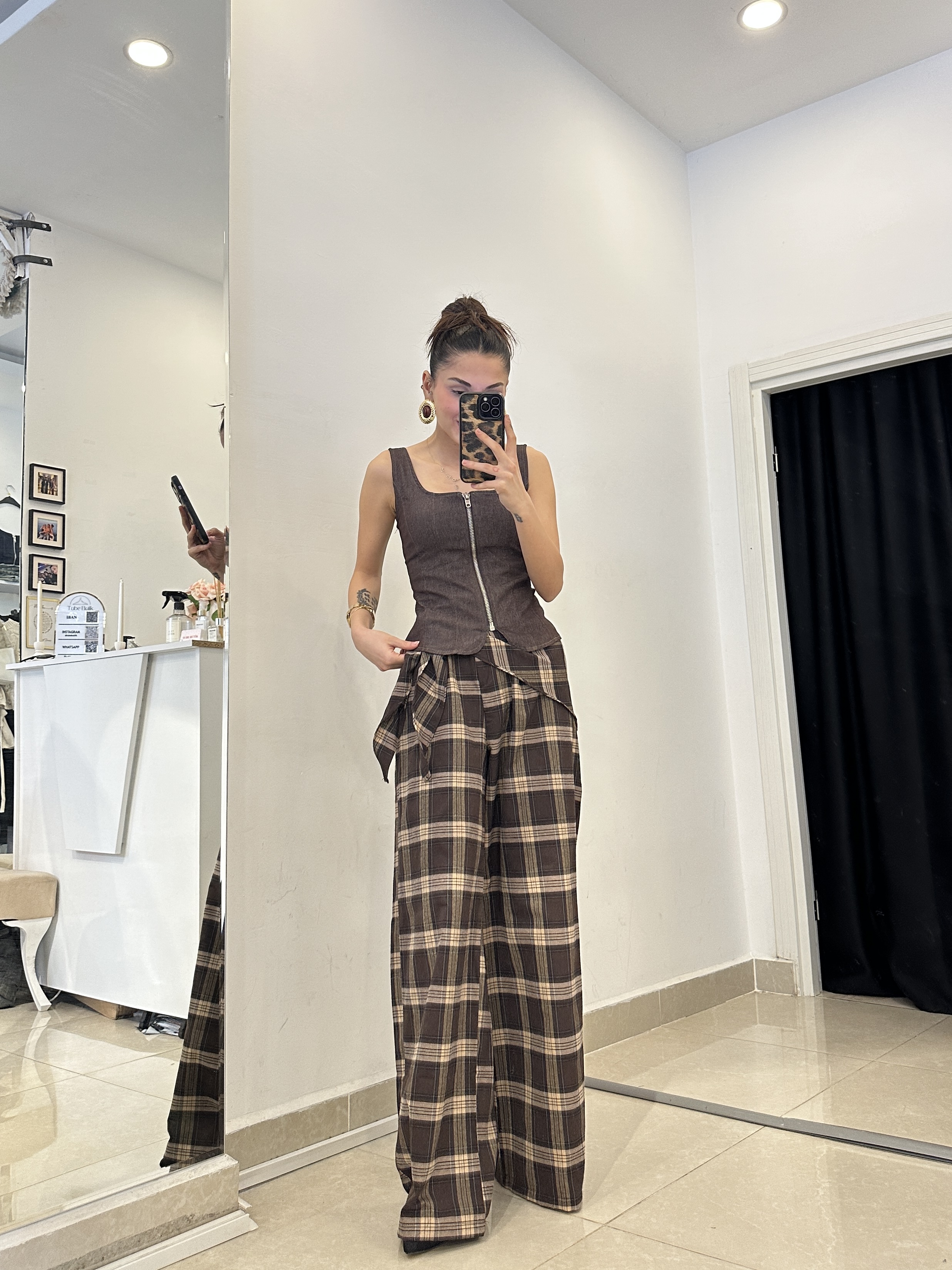 Brsh Model Bağlama Detay Ekoseli Kahverengi Pantolon