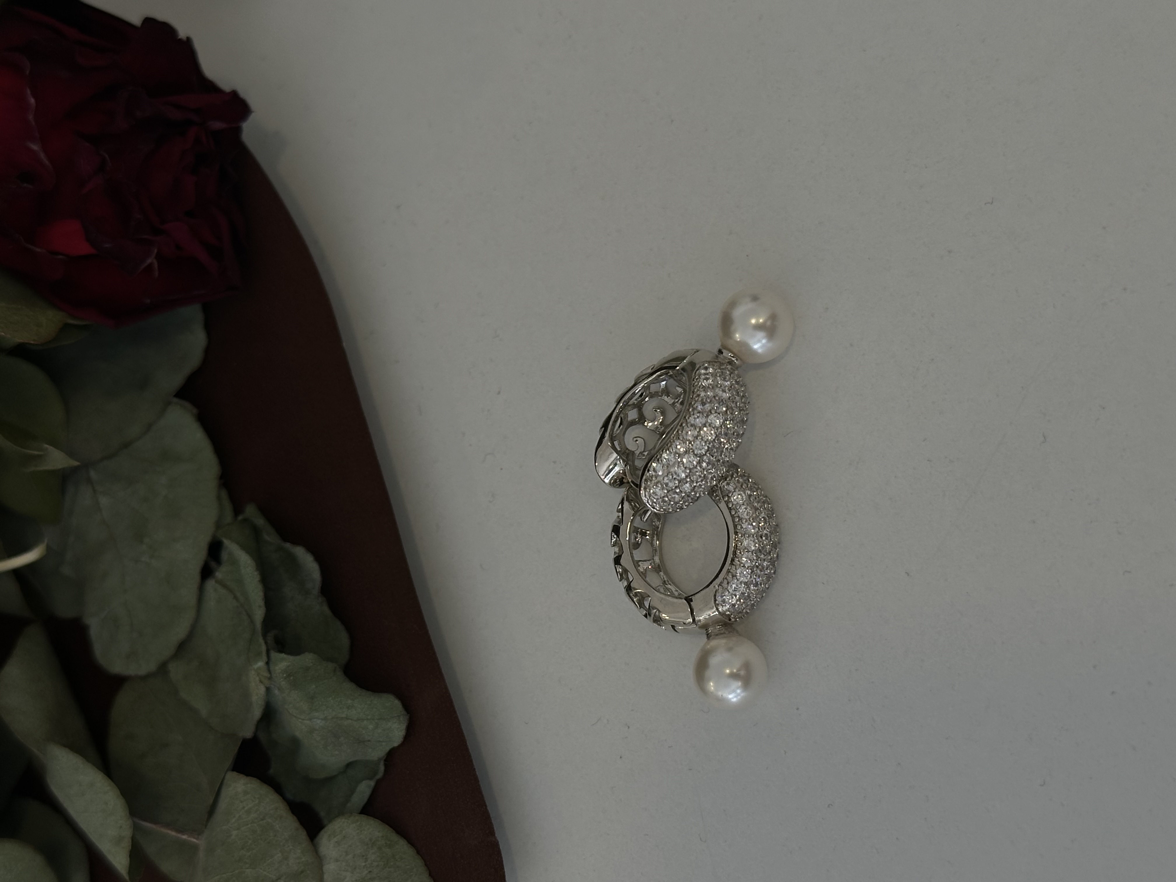 Çelik Taşlı İnci Model Silver Halka Küpe
