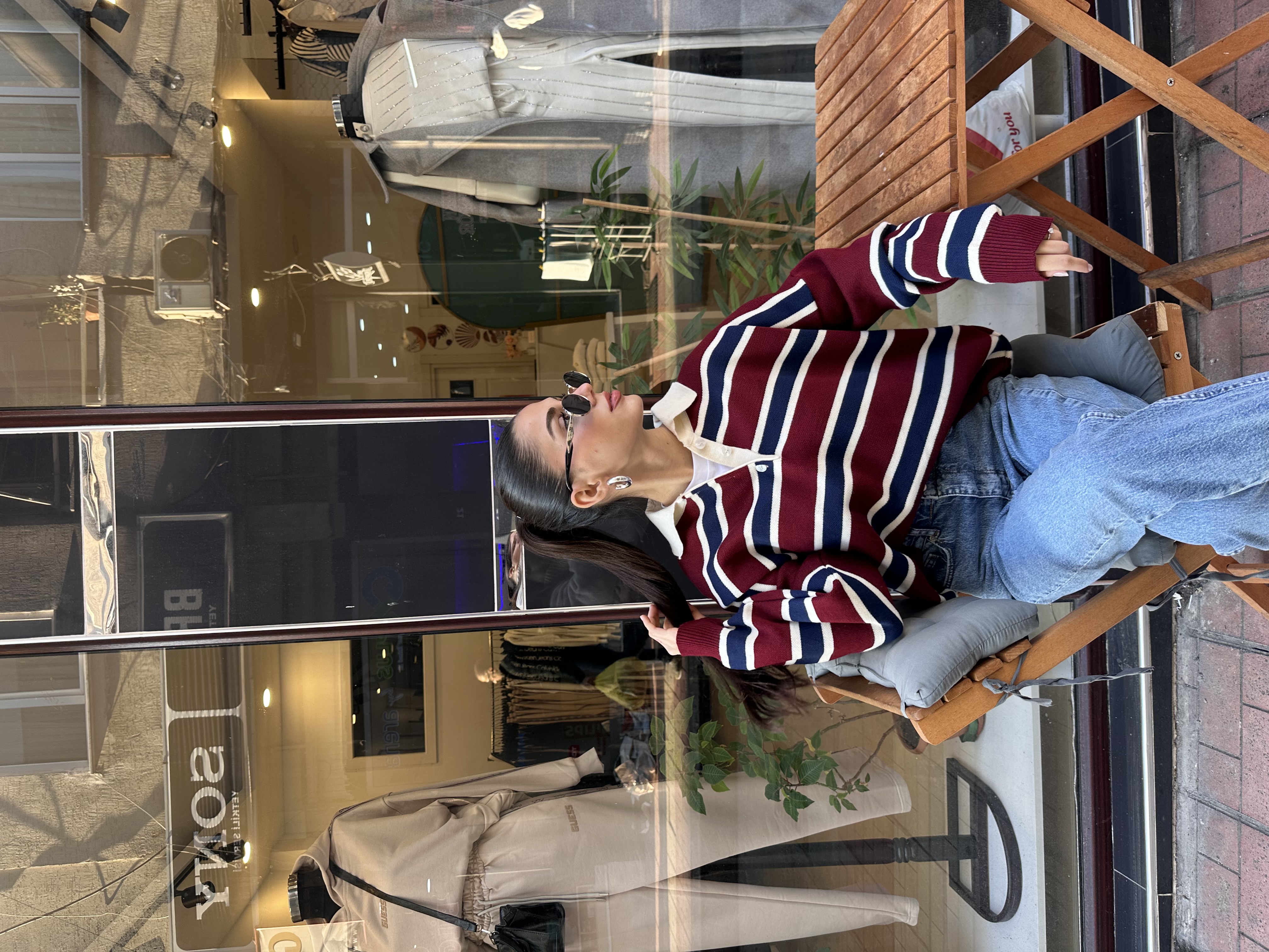  Çizgili Düğmeli Polo Yaka Triko Kazak