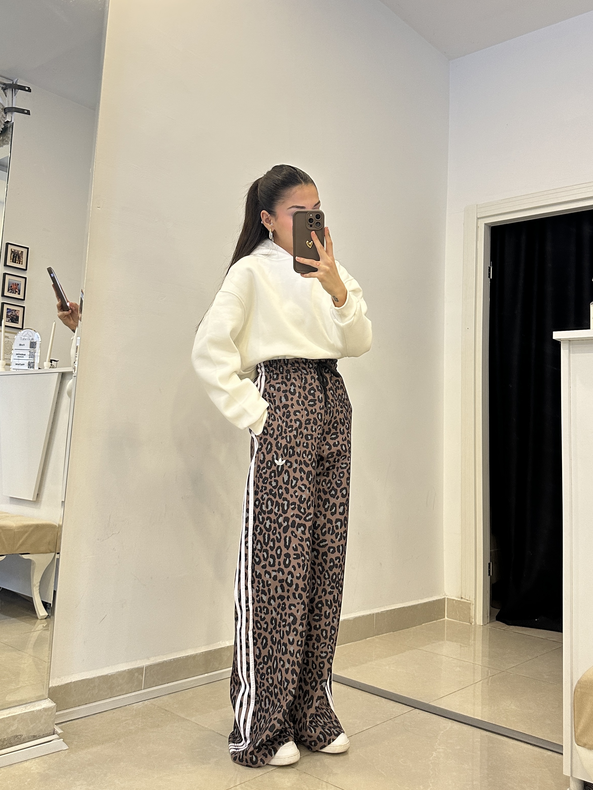 Orj. Marka Yanları Şeritli Leo Desenli Kahverengi Alt Eşofman