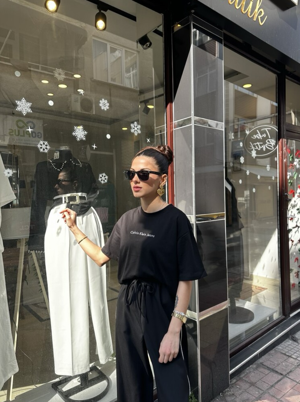 Yanları Şeritli Kabartmalı T-shirt