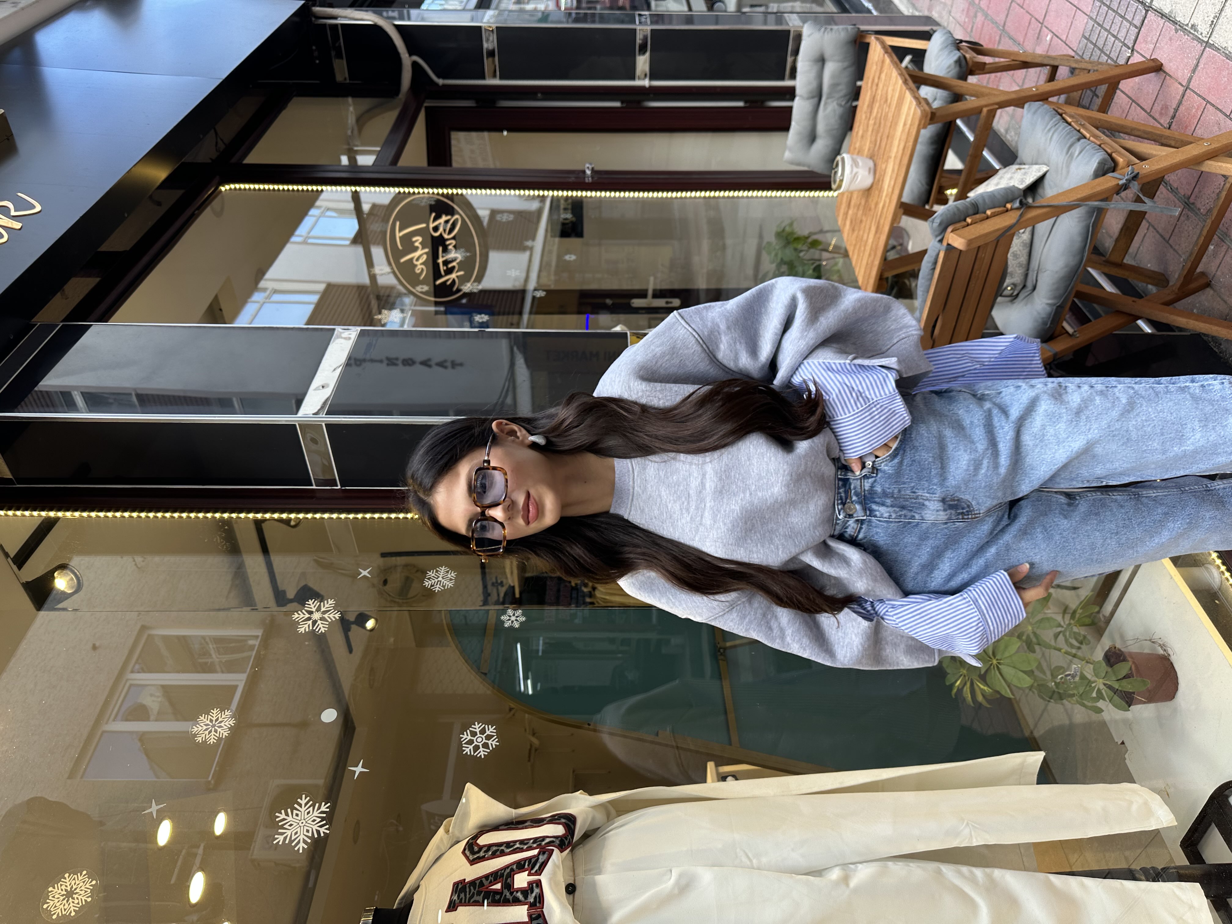 Twist Model Arkası Poplin Sweatshirt