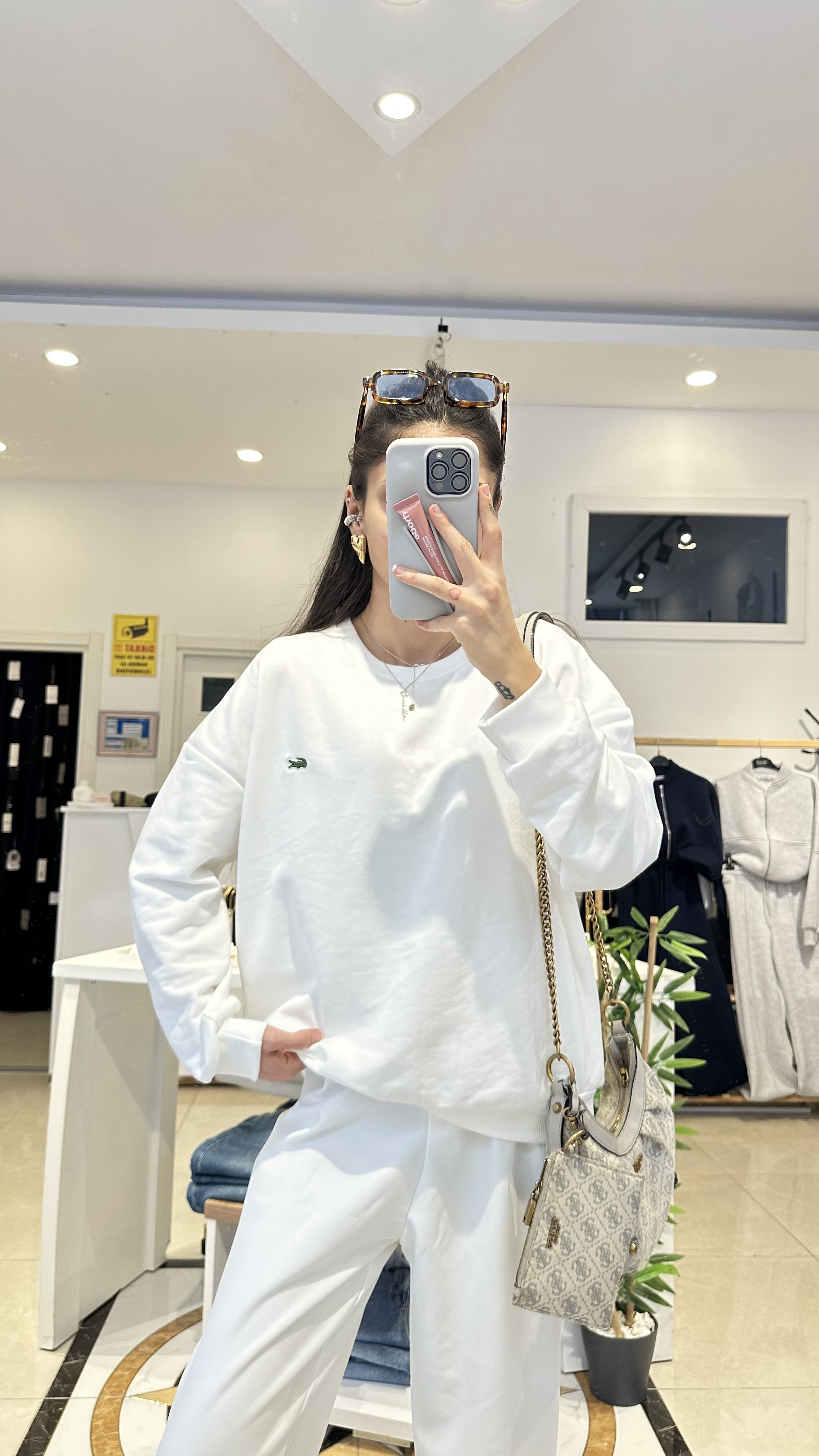 Marka Model Kart Etiketli Sweatshirt