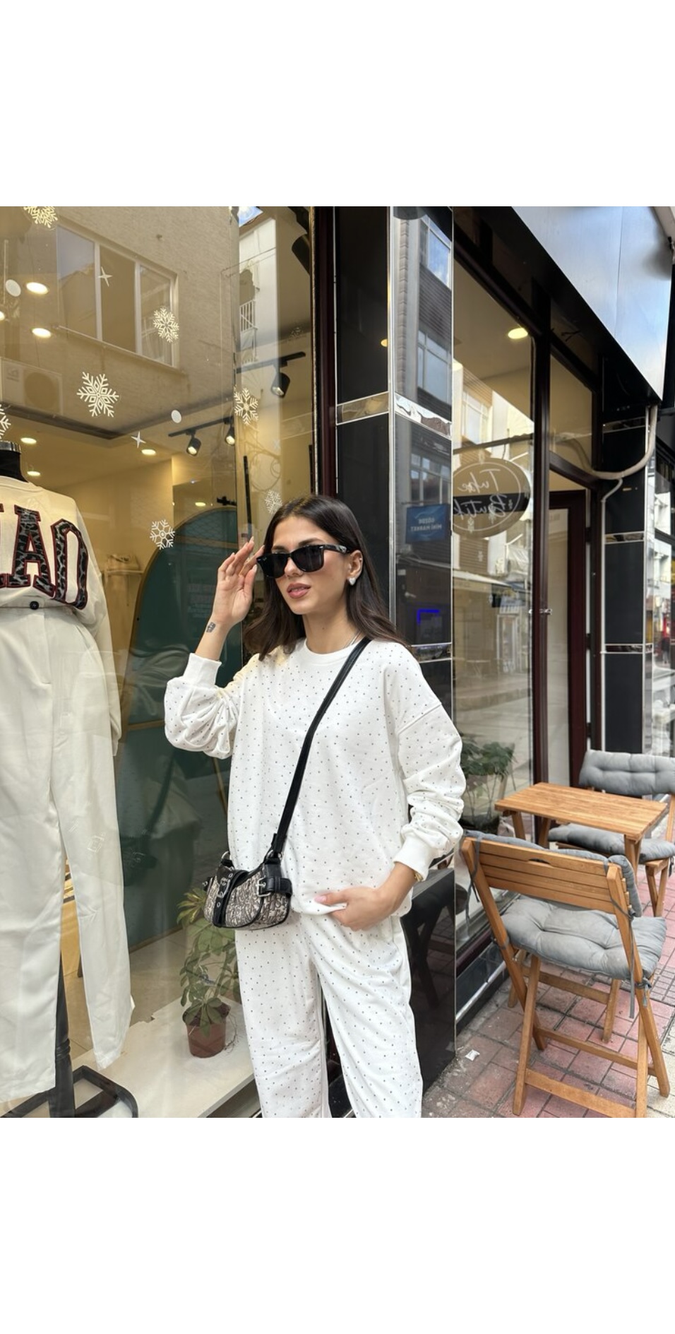 Luxe Taş İşlemeli Sweatshirt
