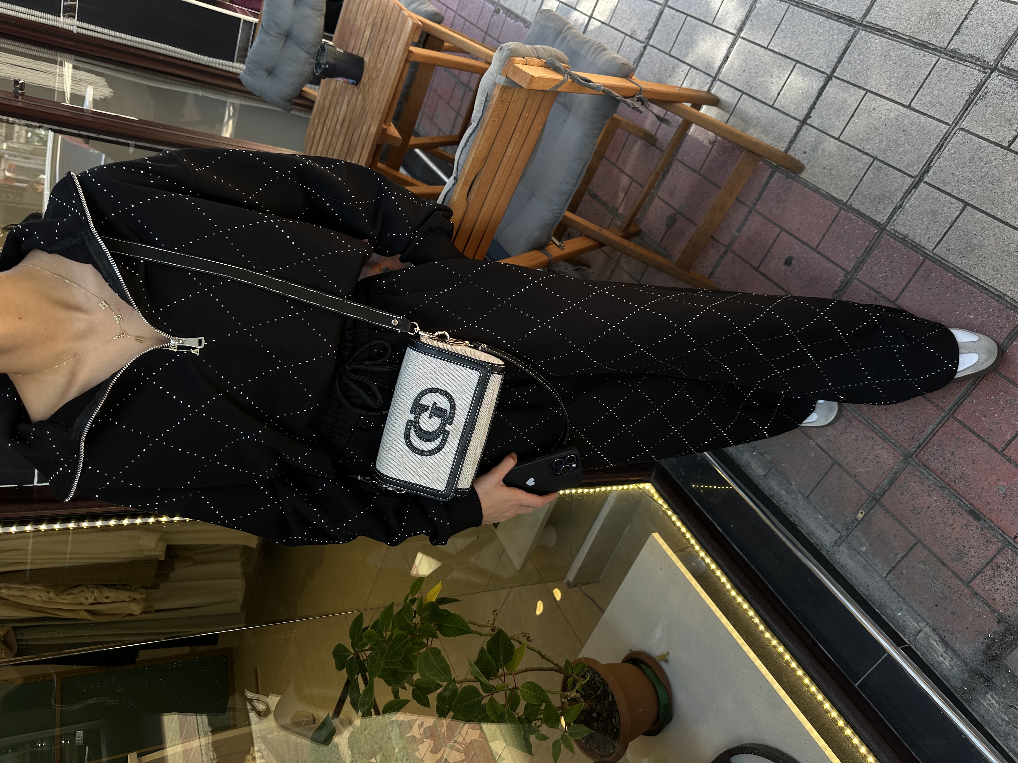 Luxe Fermuarlı Ön Arka Taş İşlemeli Siyah Takım