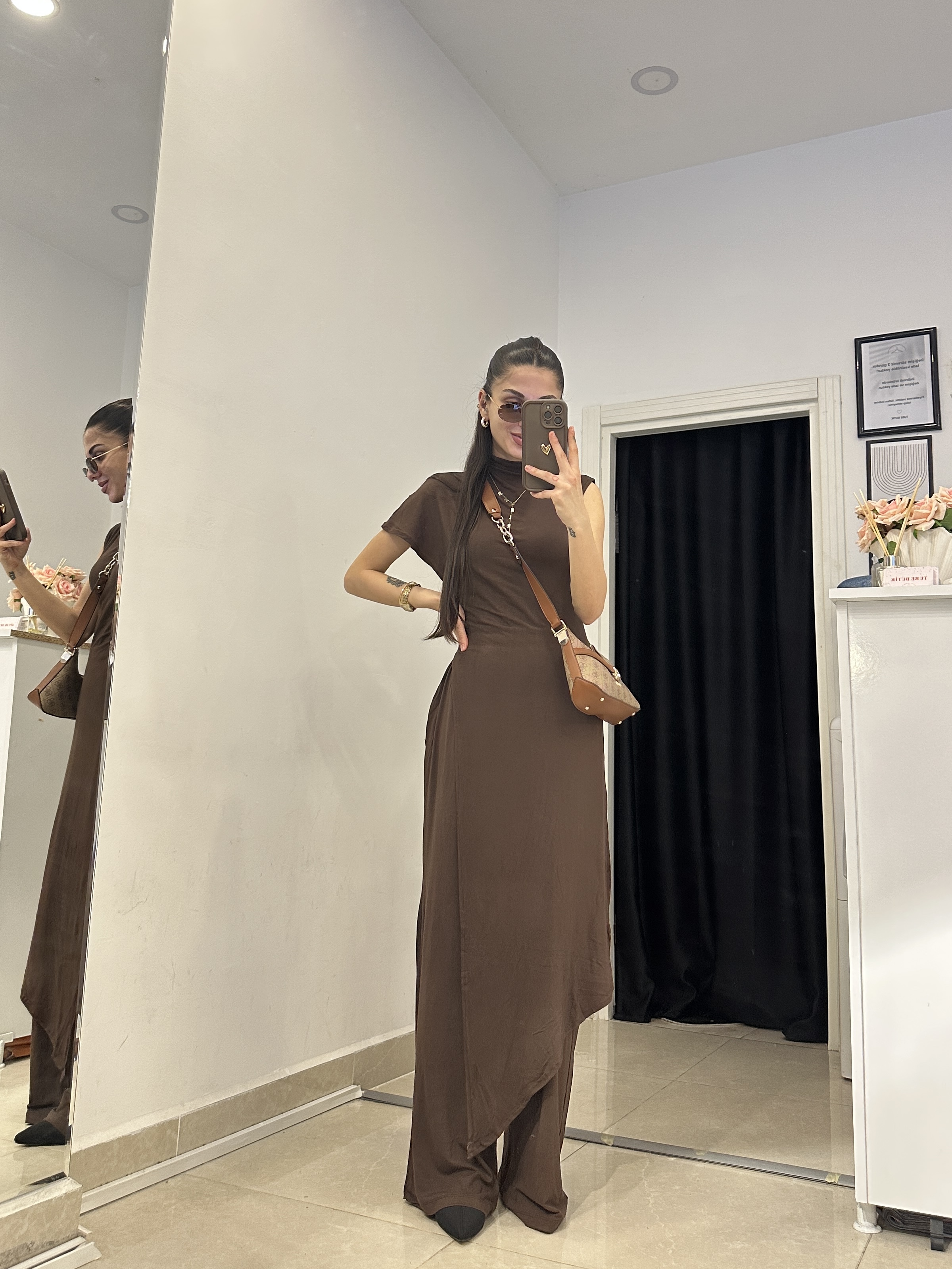 Marka Model Asimetrik Kesim Basic Bluz Pantolon Kahverengi Takım