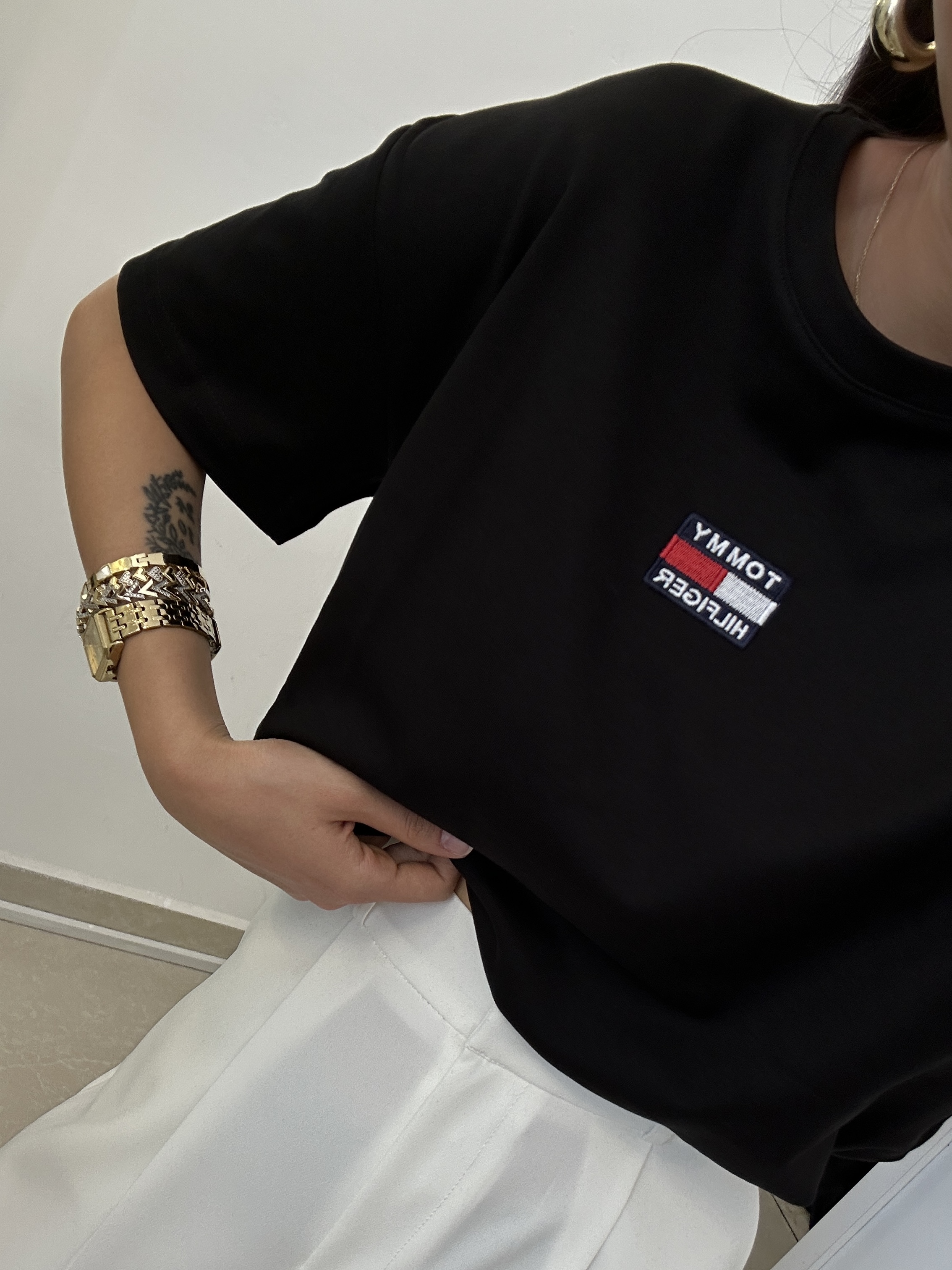 Marka Model Etiketli Unisex Siyah T-shirt