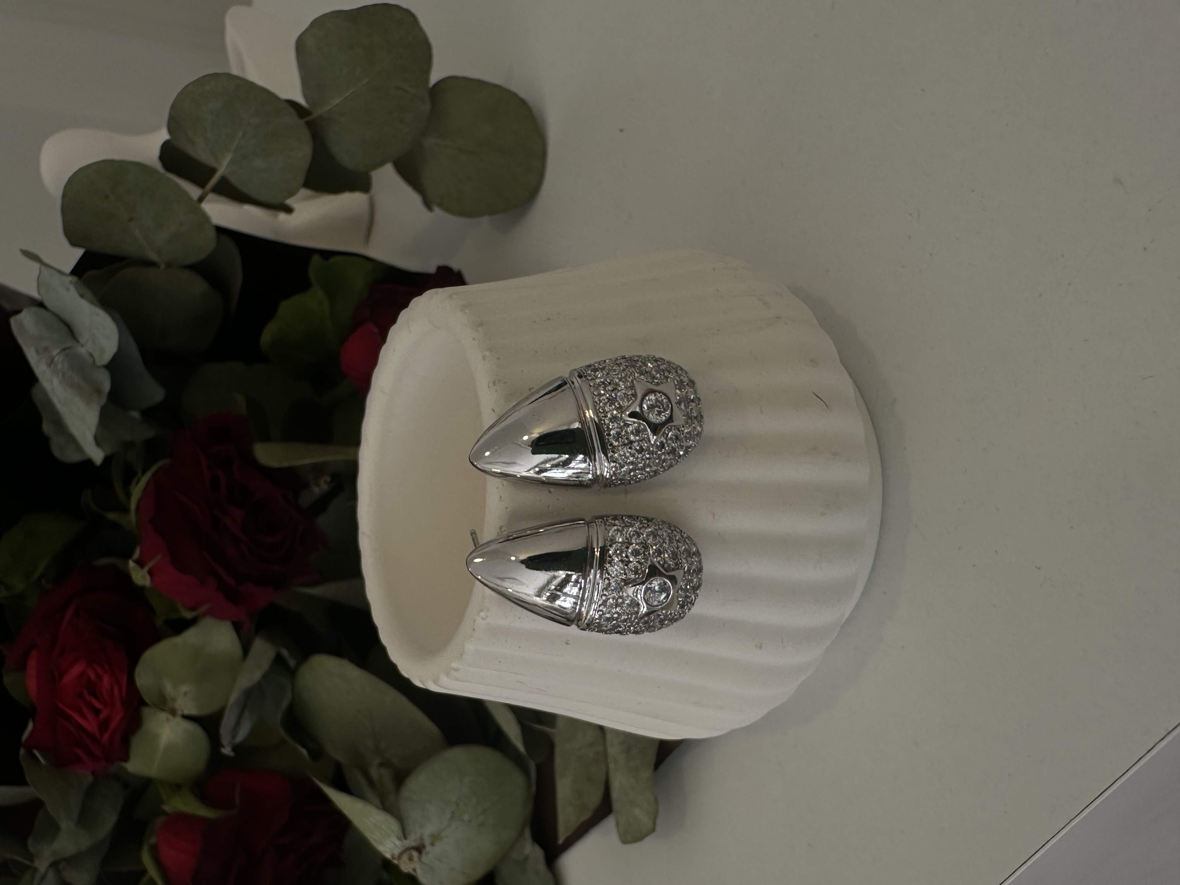 Çelik Taşlı Yıldız Model Silver Küpe