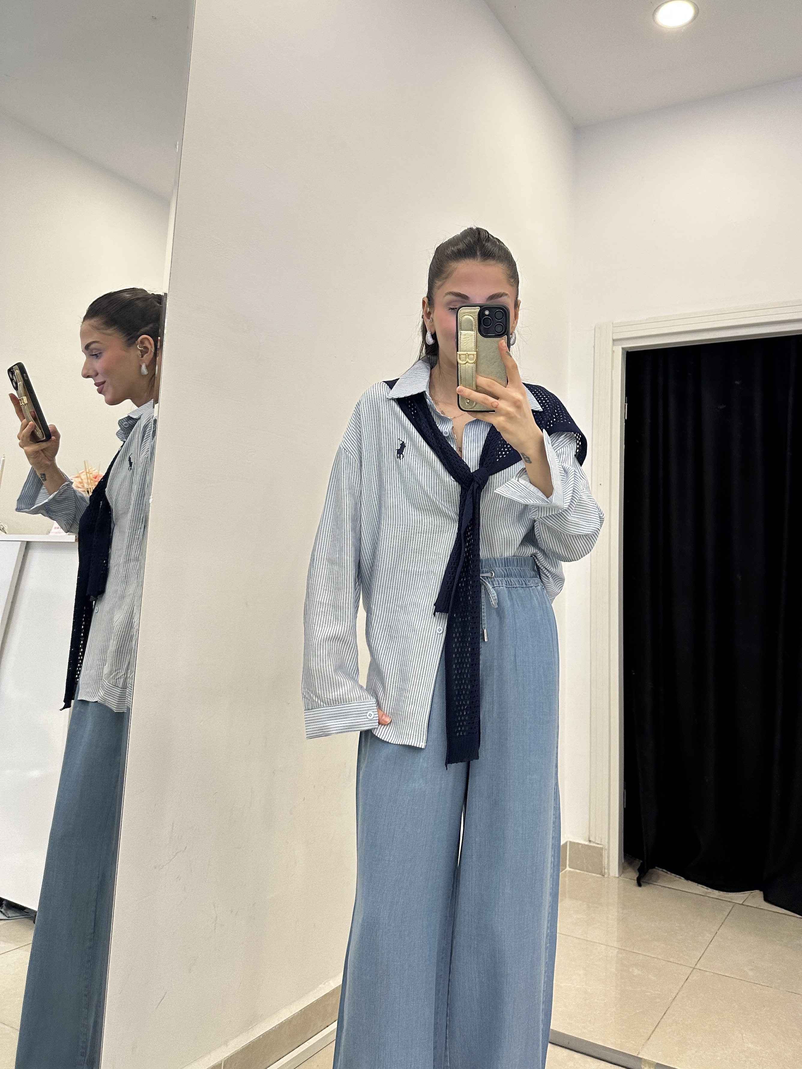 Marka Model Kendinden File Model Atkılı Mavi Gömlek
